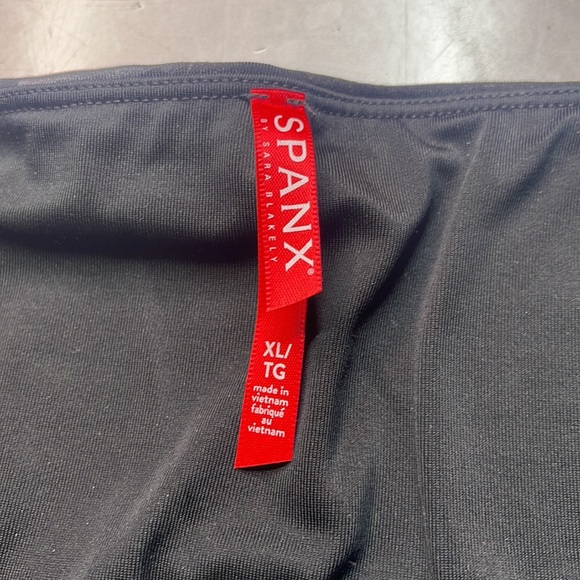 Spanx Faux Leather Camo Leggings - Picture 6 of 7